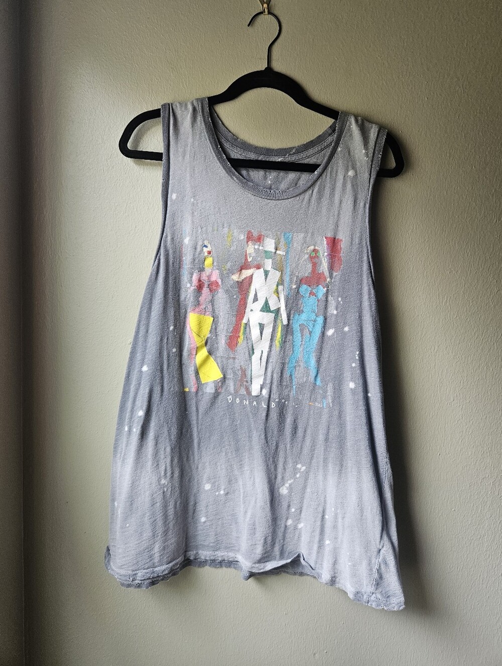 Donald Robertson Gray Model Walk Graphic Sleeveless Tank Large